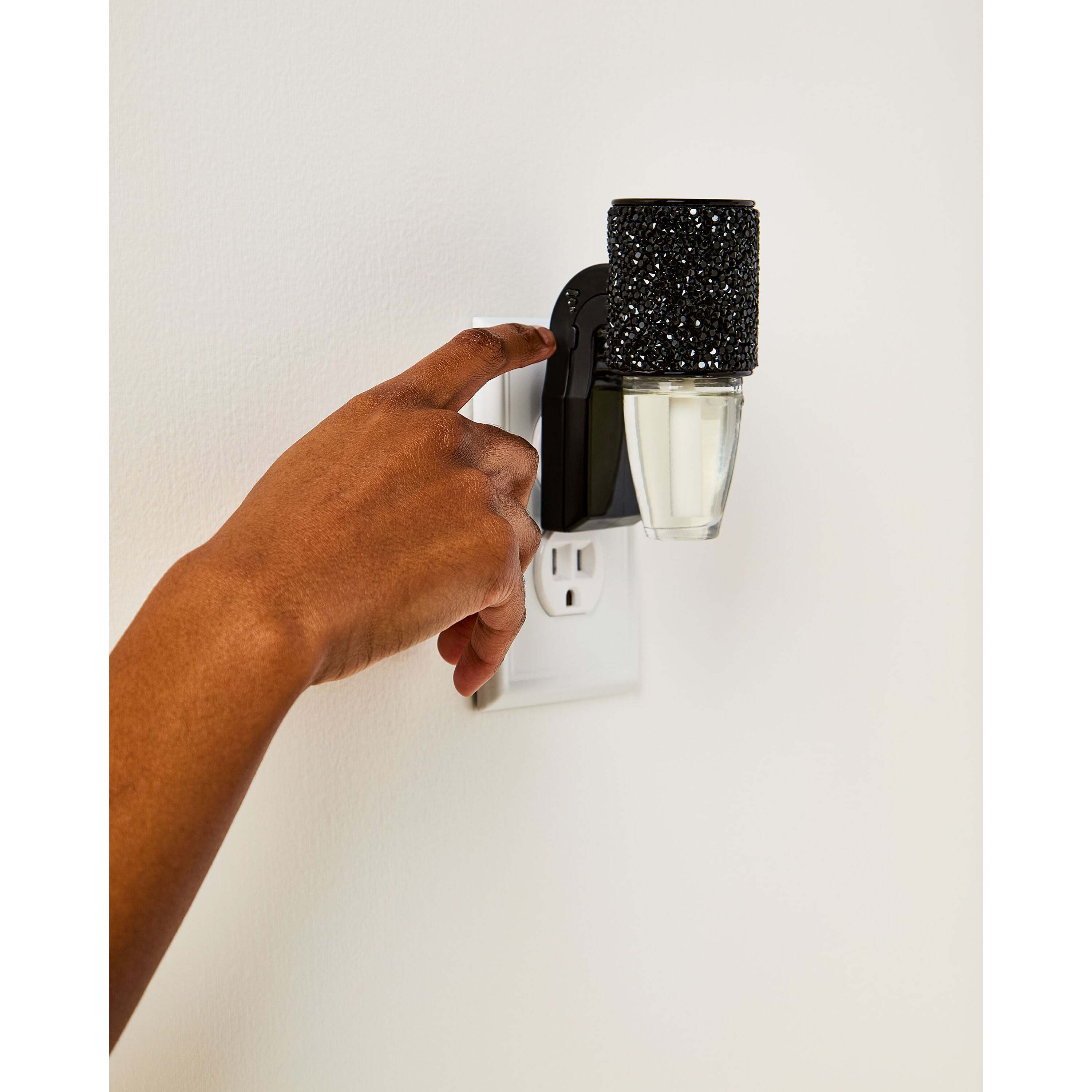 Black Sparkle Scent Control Wallflowers Fragrance Plug - Image 5