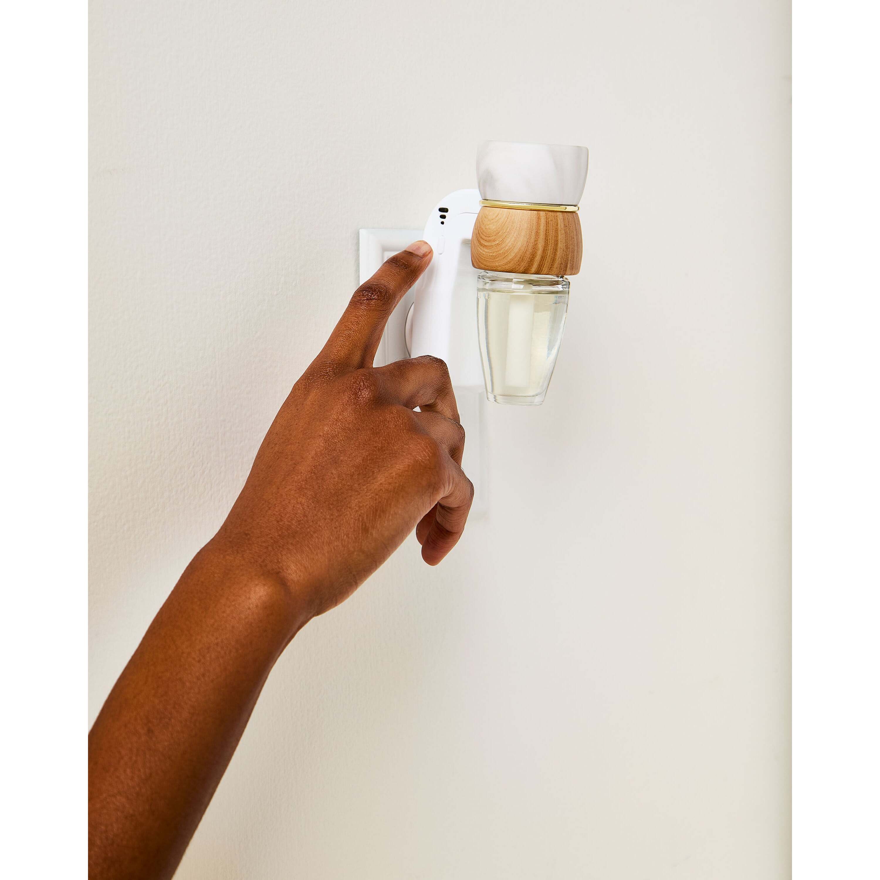 Marble Hourglass Scent Control Wallflowers Fragrance Plug - Image 5