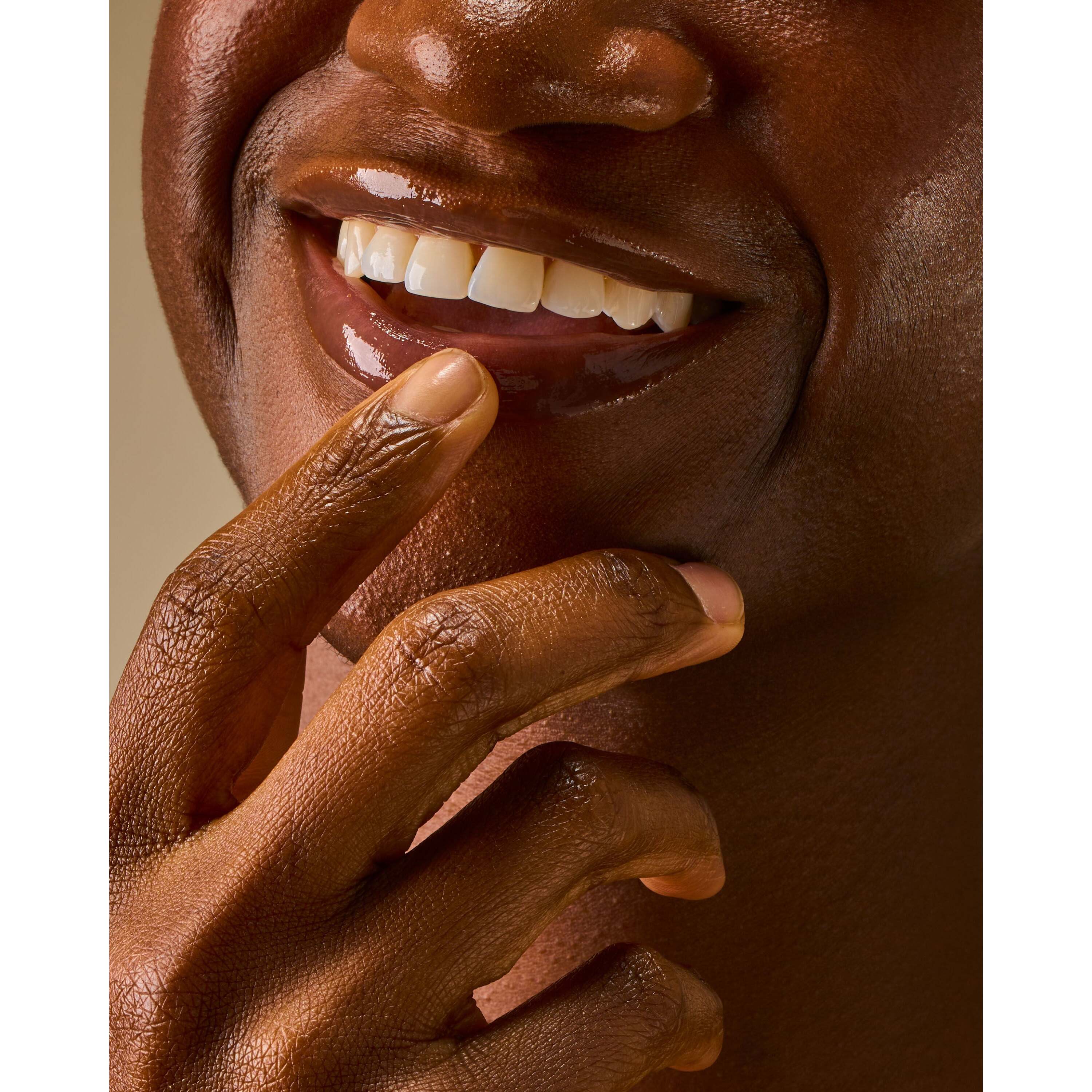 Champagne Toast Lip Mask - Image 5