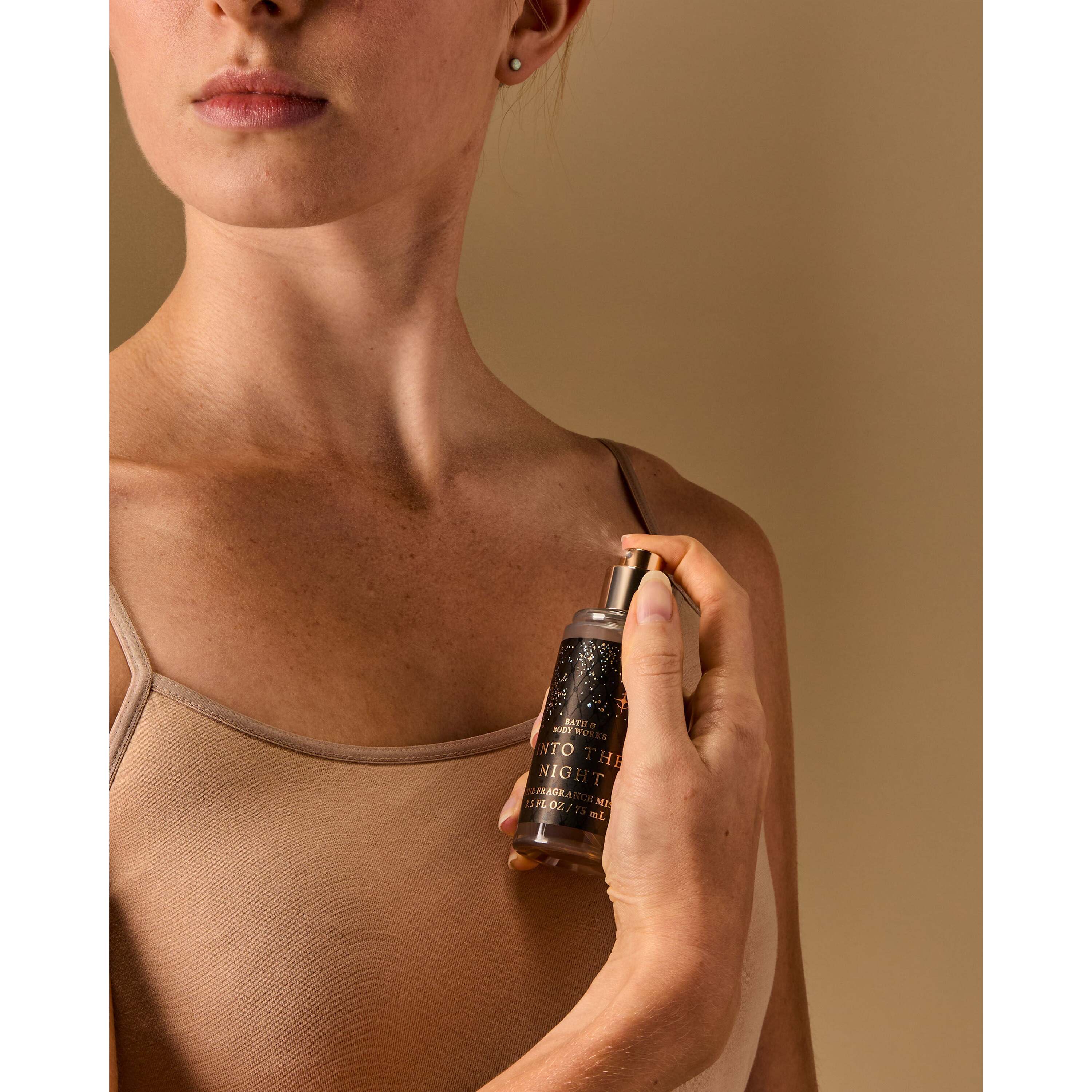Into The Night Travel Size Fine Fragrance Mist - Image 5