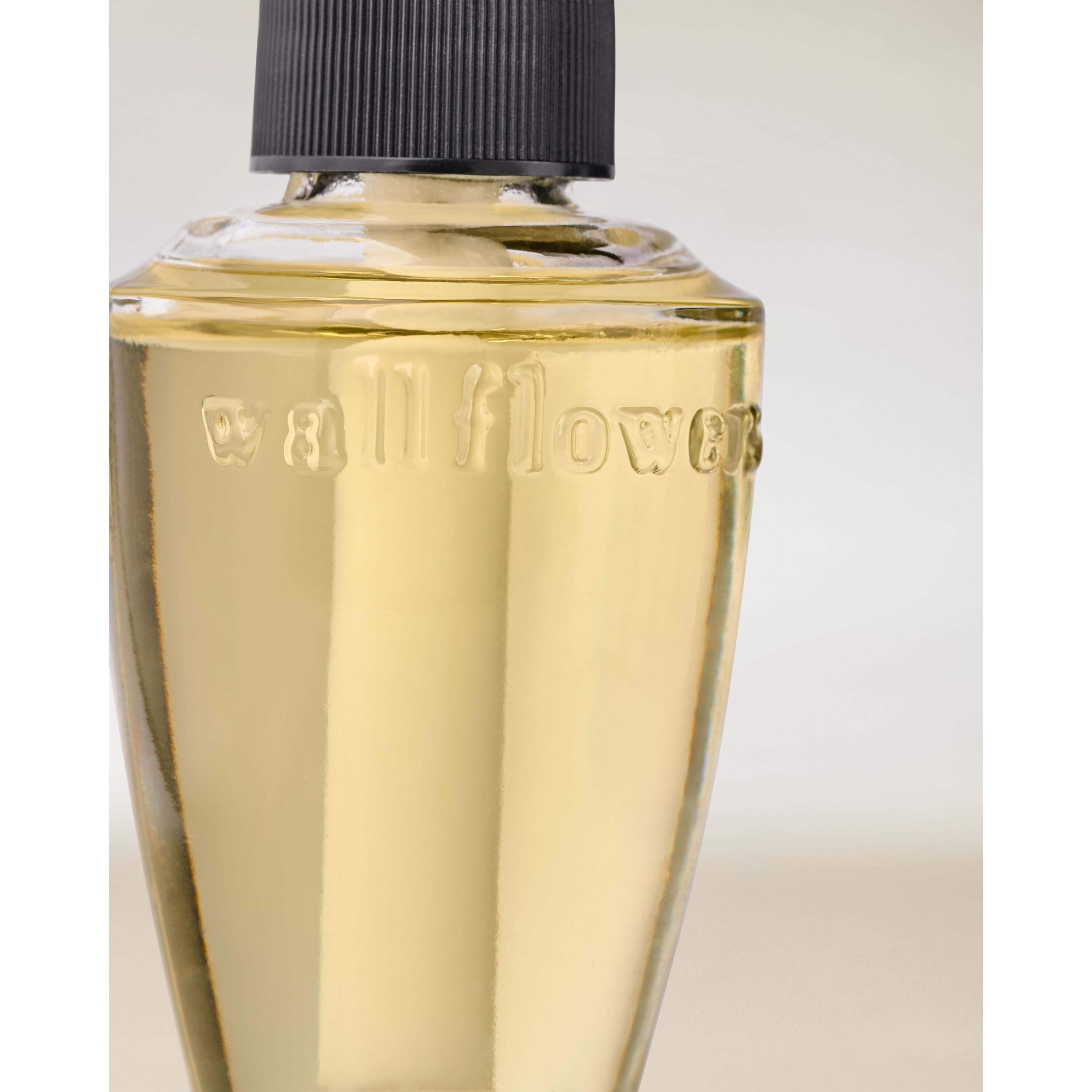 Fresh Sheets Wallflowers Fragrance Refill - Image 2