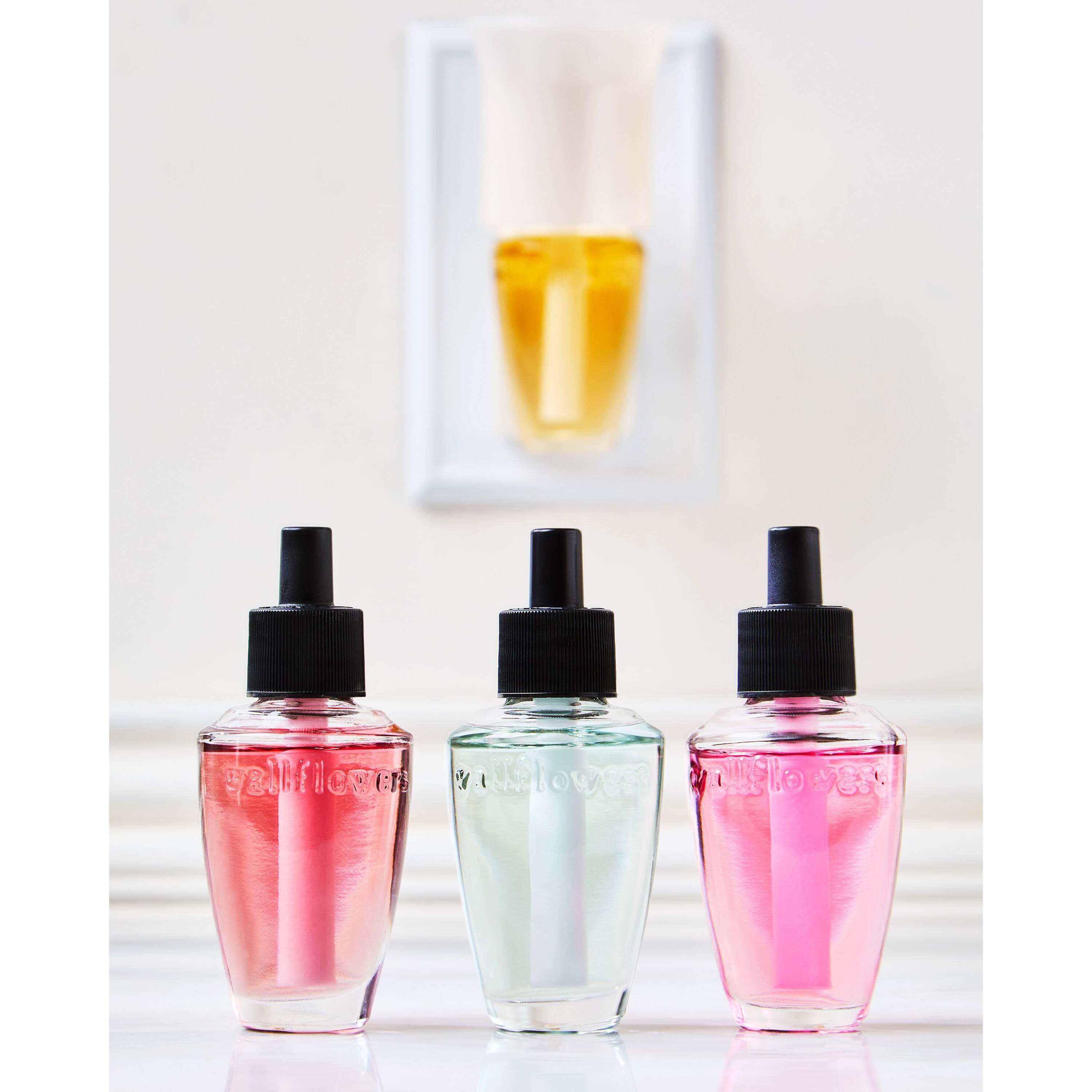 Sweet Pea Wallflowers Refills 2-Pack - Image 5