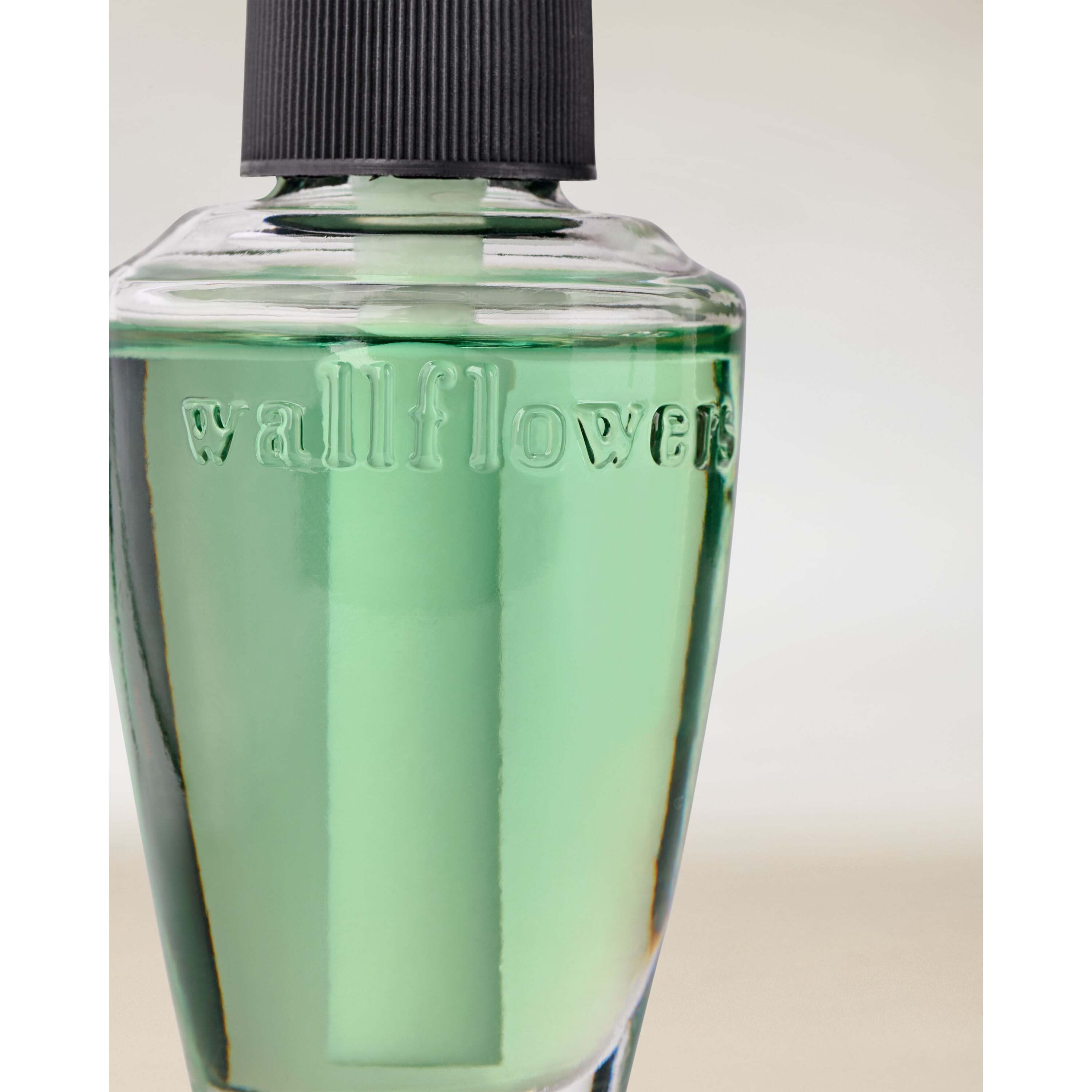 Backyard Honeysuckle Wallflowers Fragrance Refill - Image 2