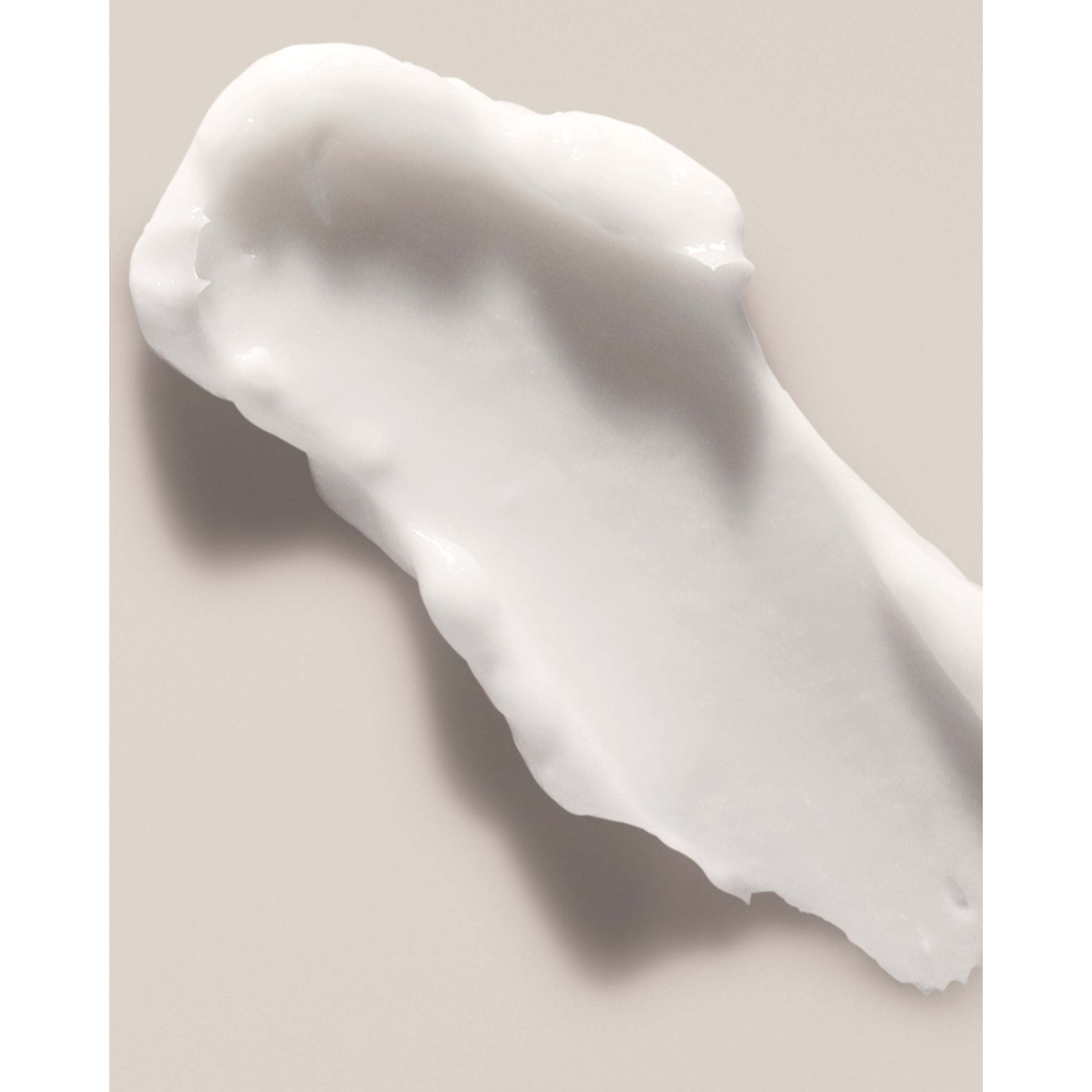 Fruity Musk Ultimate Hydration Body Cream - Image 5