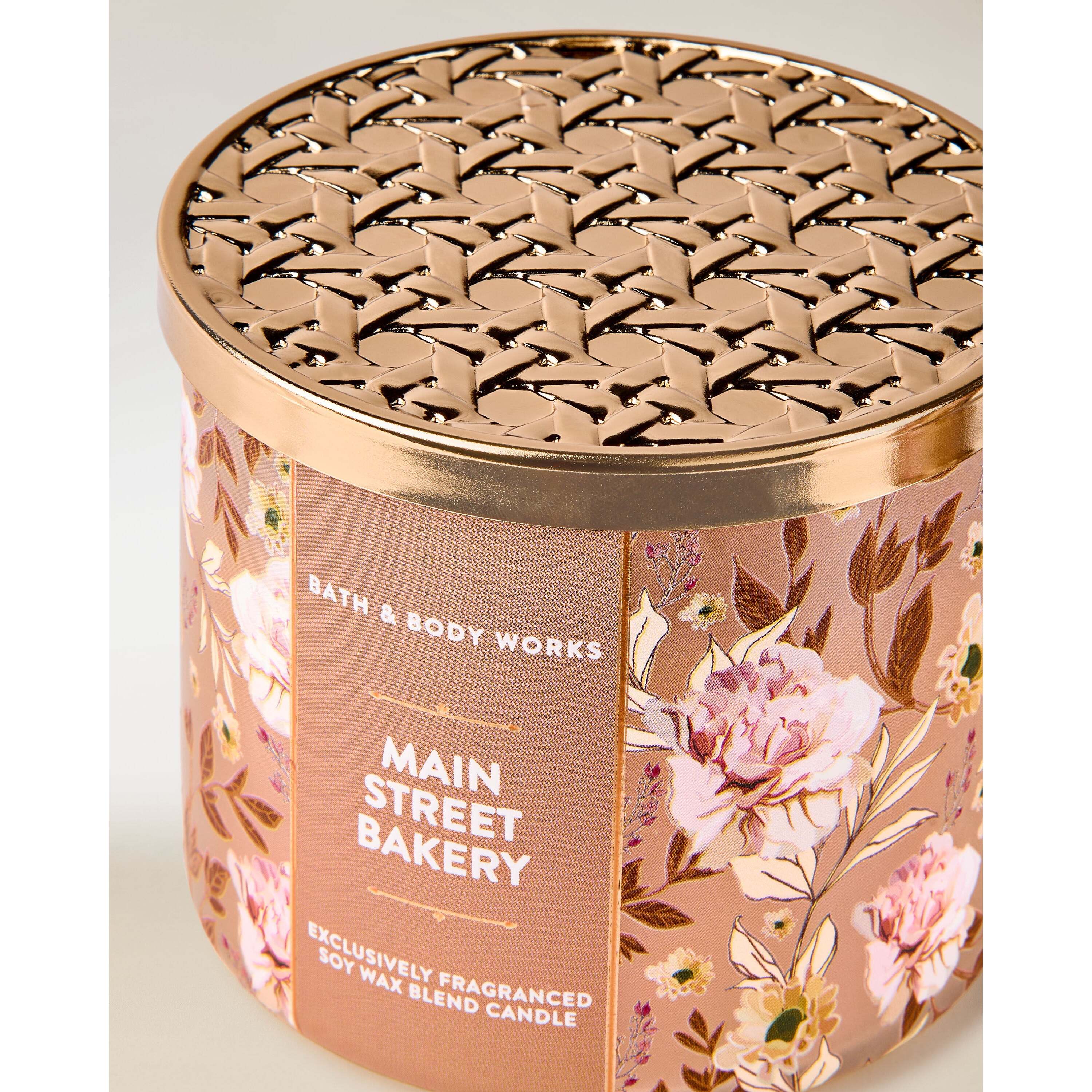 Main Street Bakery 3-Wick Candle - Image 2