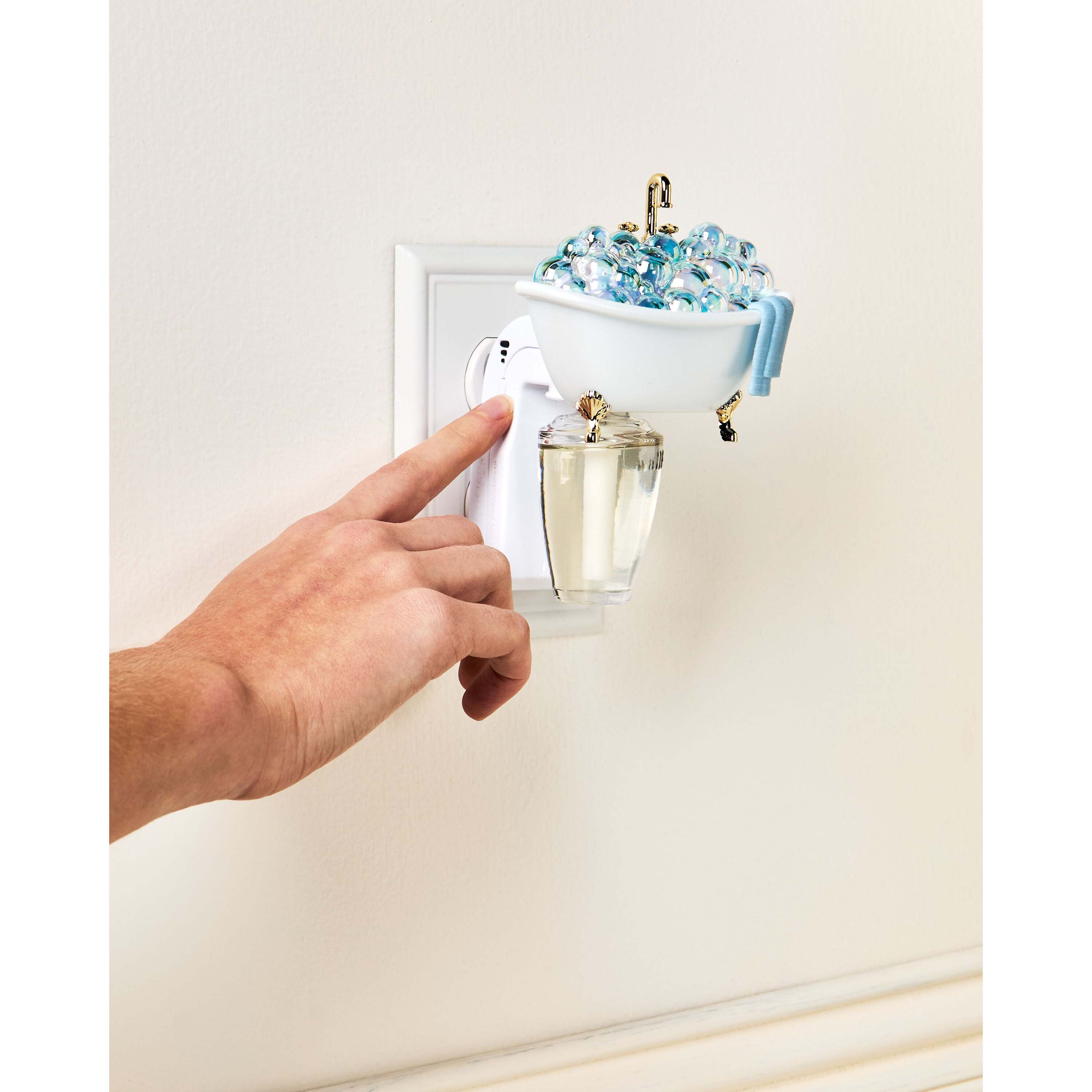 Bubble Bath Scent Control Nightlight Wallflowers Fragrance Plug - Image 5