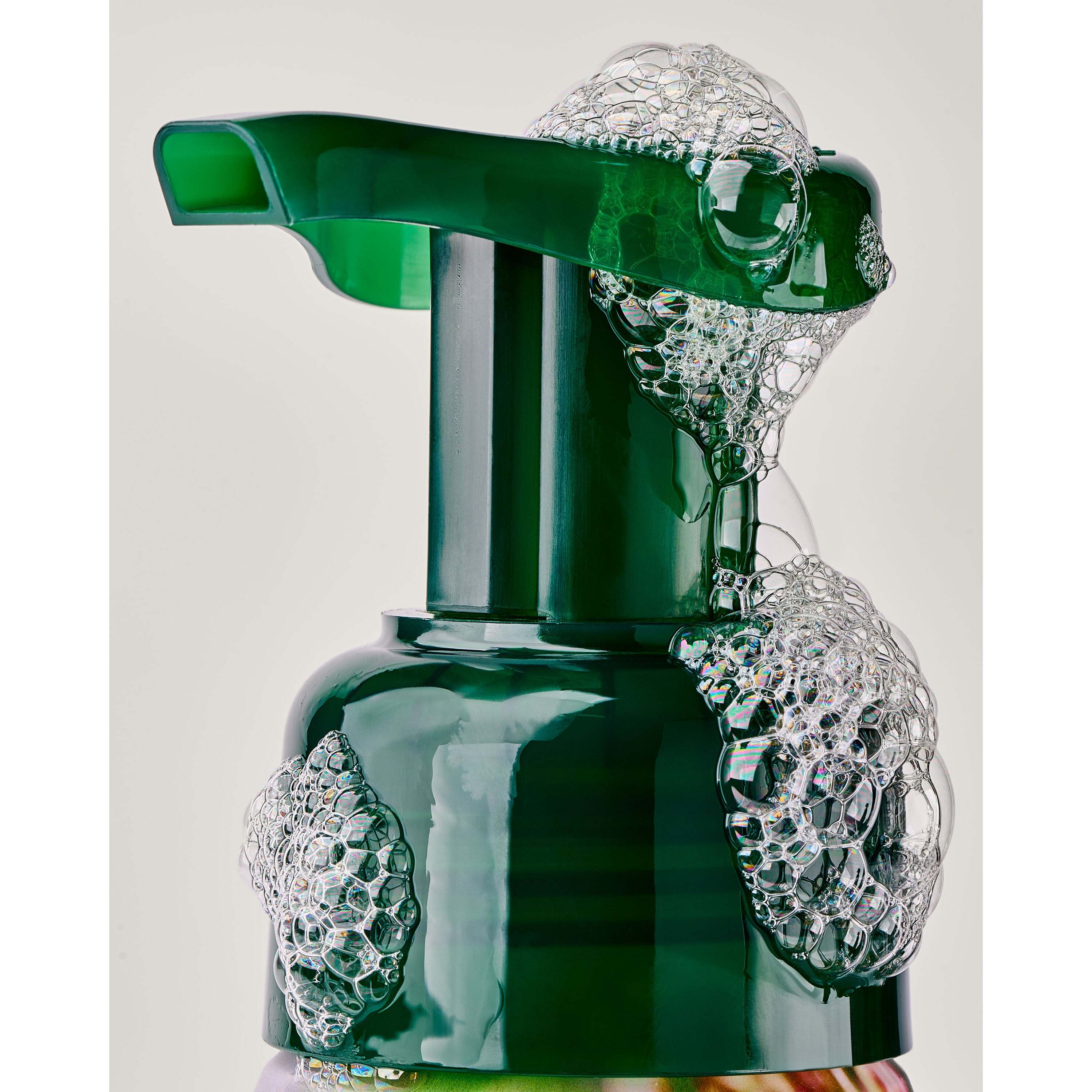 Strawberry Kiwi Gentle & Clean Foaming Hand Soap - Image 4